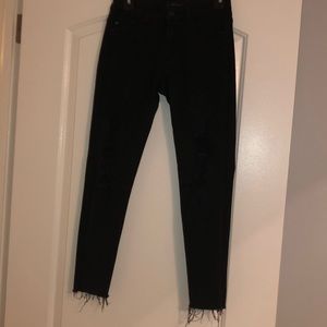 Black ankle jeans